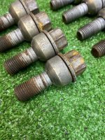 Volkswagen / Touareg / Болт колесный