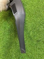 Chevrolet / Tahoe / Накладка жабо