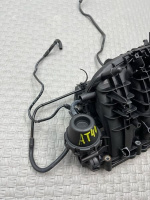 Audi / A4 / Коллектор впускной