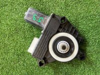 BMW / 1-Series / Мотор стеклоподъемника