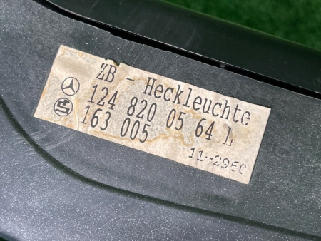 Mercedes-Benz / E-Class / Фонарь задний