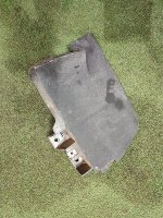 Volkswagen / Touareg / Брызговик