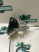 Audi / Q5 / Замок двери