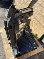 Audi / Q7 / Лонжерон