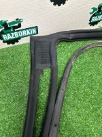 Chevrolet / Tahoe / Уплотнитель двери