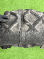 Volkswagen / Touareg / Подкрылок