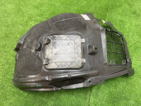 BMW / 7-Series / Подкрылок