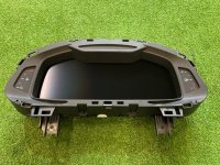 Audi / Q8 / Панель приборов