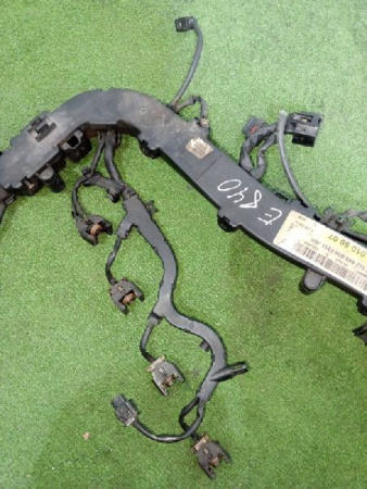 Mercedes-Benz / E-Class / Проводка двигателя