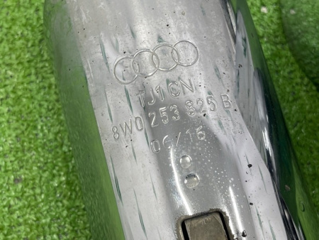 Audi / A4 / Насадка на глушитель