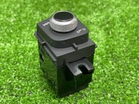 Audi / A4 / Кнопка регулировка громкости