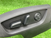 Audi / Q7 / Накладка сиденья