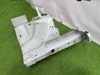 Volkswagen / Tiguan / Лонжерон