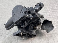 Audi / A4 / Помпа с термостатом