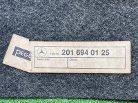 Mercedes-Benz / 190e / Обшивка