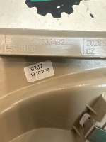 BMW / X1 / Накладка потолка