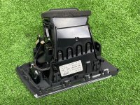 Audi / A6 / Дефлектор обдува салона