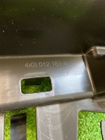 Audi / A6 / Кронштейн