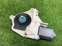 Volkswagen / Touareg / Мотор стеклоподъемника Volkswagen / Touareg / Мотор стеклоподъемника