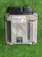Volkswagen / Touareg / Блок управления двигателем