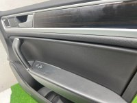 Volkswagen / Touareg / Обшивка двери Volkswagen / Touareg / Обшивка двери