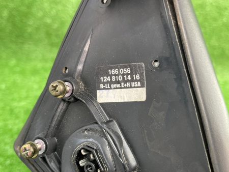 Mercedes-Benz / 190e / Зеркало заднего вида боковое