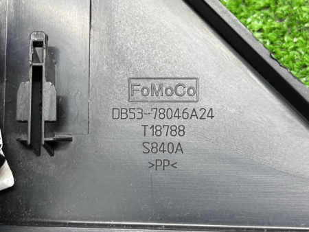 Ford / EXPLORER / накладка торпедо