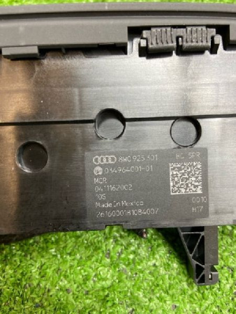 Audi / A5 / Блок кнопок