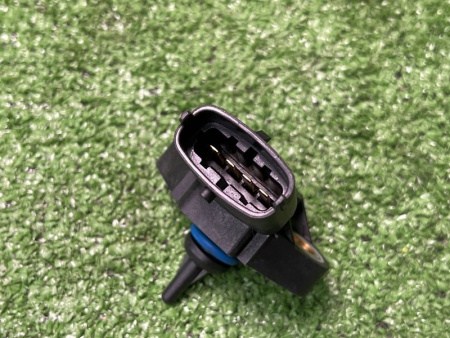 BMW / M6 / Датчик давления топлива