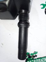 Audi / A6 / Заливная горловина