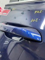 Audi / A6 / Дверь боковая