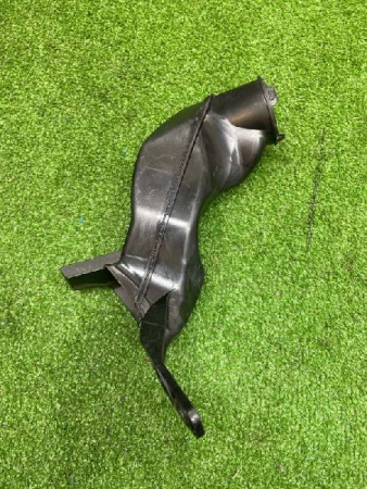 BMW / 1-Series / воздуховод