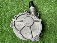 Volkswagen / Touareg / Ваккумный насос