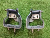 Audi / Q7 / Петля багажника