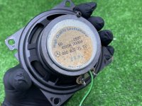 Mercedes-Benz / 190e / Динамик