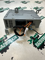 Volkswagen / Touareg / Блок усилителя радио