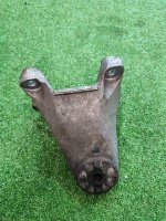 Porsche / Cayenne / Кронштейн двигателя