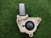 Audi / Q5 / Мотор стеклоподъемника