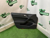 Volkswagen / Golf / Обшивка двери