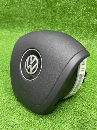 Volkswagen / Touareg / Подушка безопасности в руль