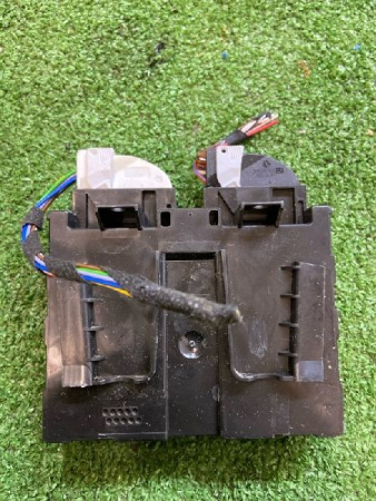 BMW / 1-Series / Блок управления климат-контролем