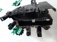 BMW / X5 / Кронштейн блока управления