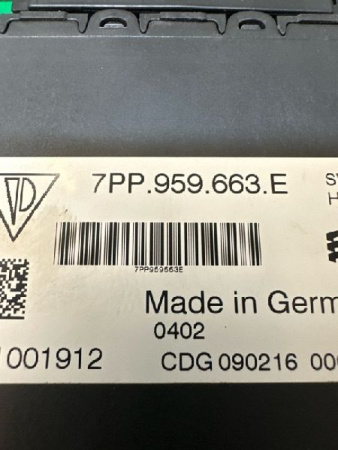 Volkswagen / Touareg / Стабилизатор напряжения