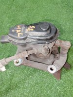 Audi / Q5 / Суппорт тормозной