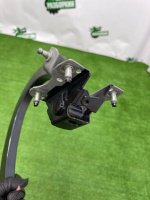 BMW / 7-Series / Петля крышки багажника