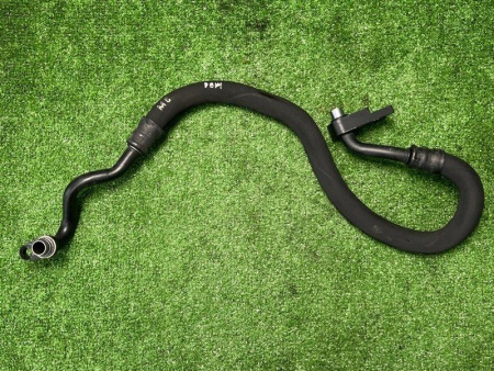 BMW / M6 / Трубка радиатора