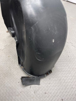 BMW / ALPINA B10 / Подкрылок