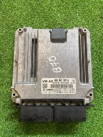 Audi / A5 / Блок управления двигателем