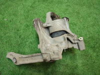 Audi / A5 / Кронштейн двигателя
