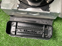 Volkswagen / Touareg / Блок ABS